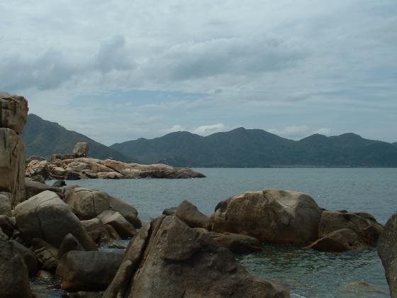 a picture called v nha trang2 should be here...